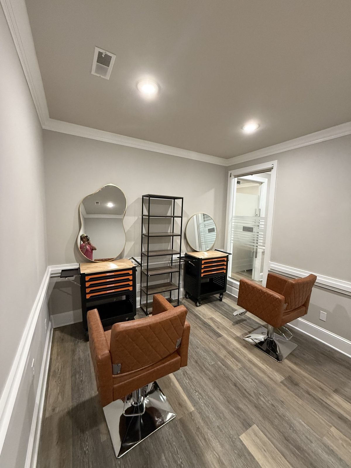 Styling stations
